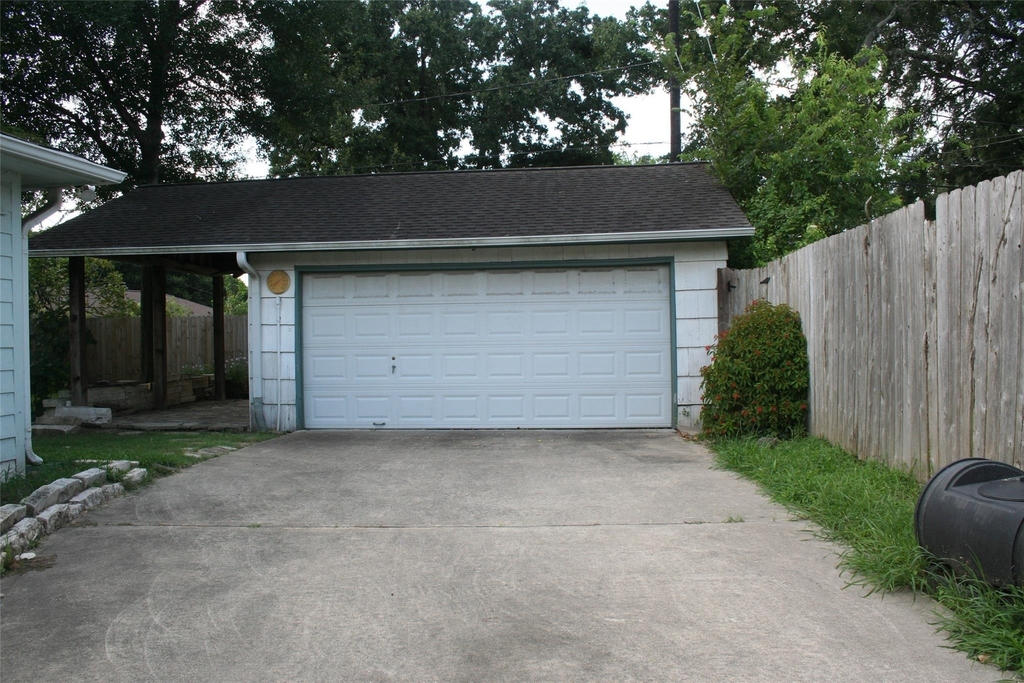 7518 El Rancho Street - Photo 10