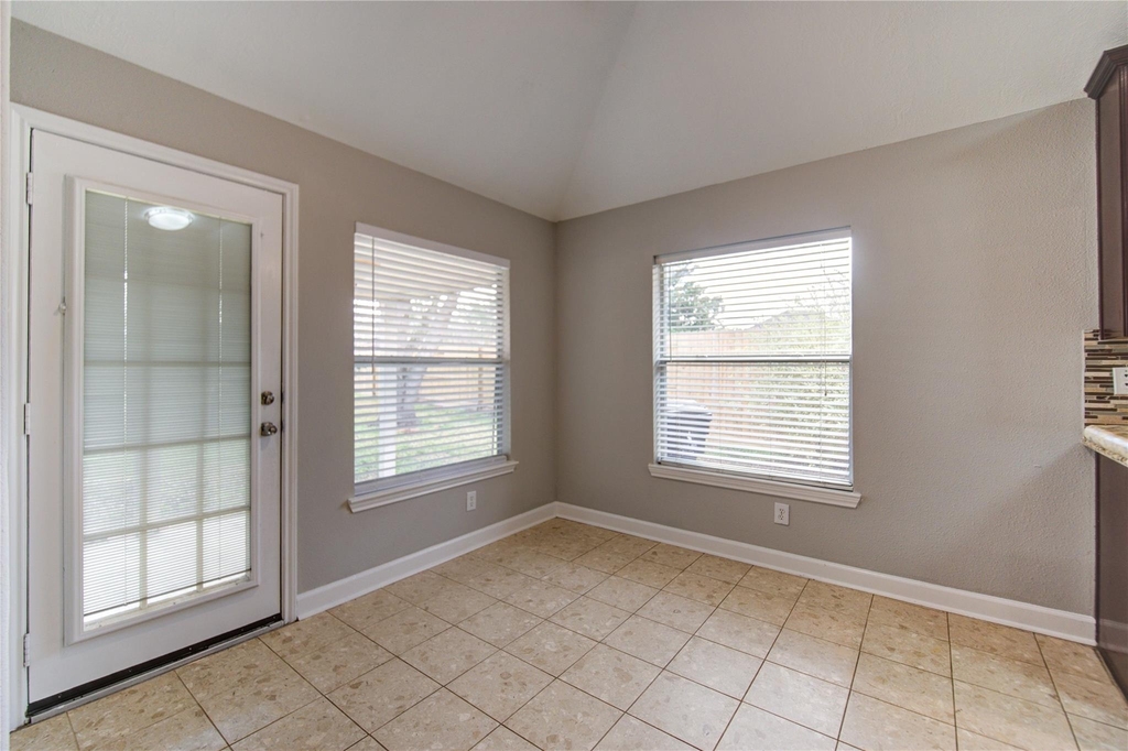 14802 Newton Falls Lane - Photo 11