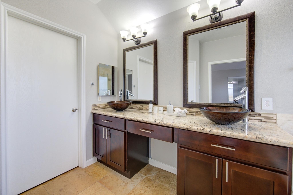 14802 Newton Falls Lane - Photo 20