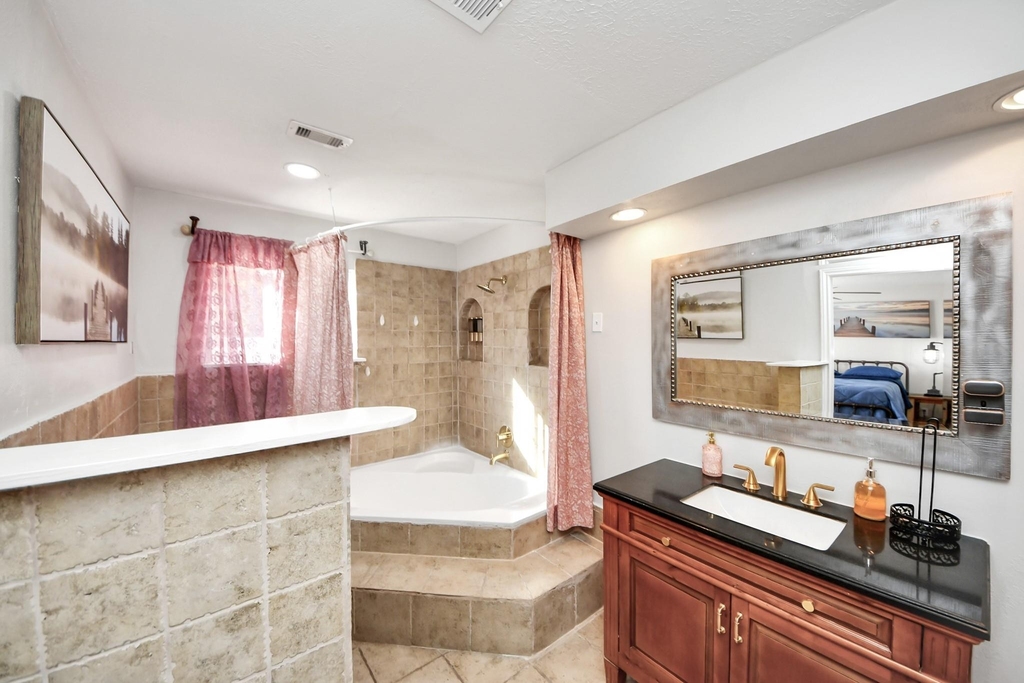 15715 Creekhaven Drive - Photo 18