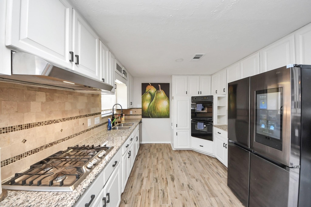 15715 Creekhaven Drive - Photo 32