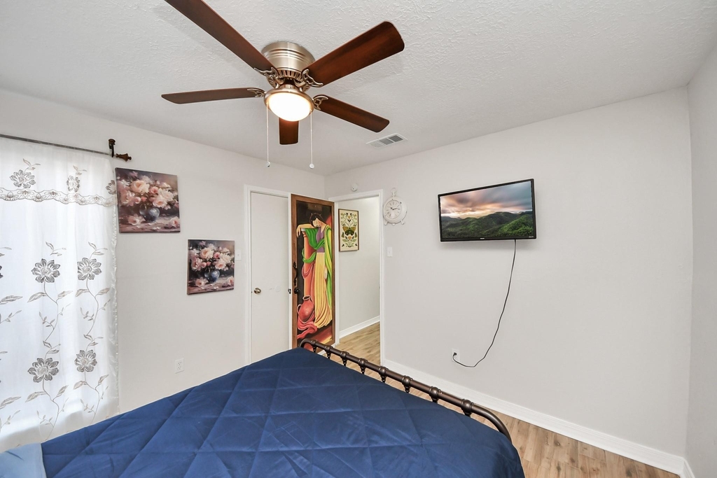 15715 Creekhaven Drive - Photo 9