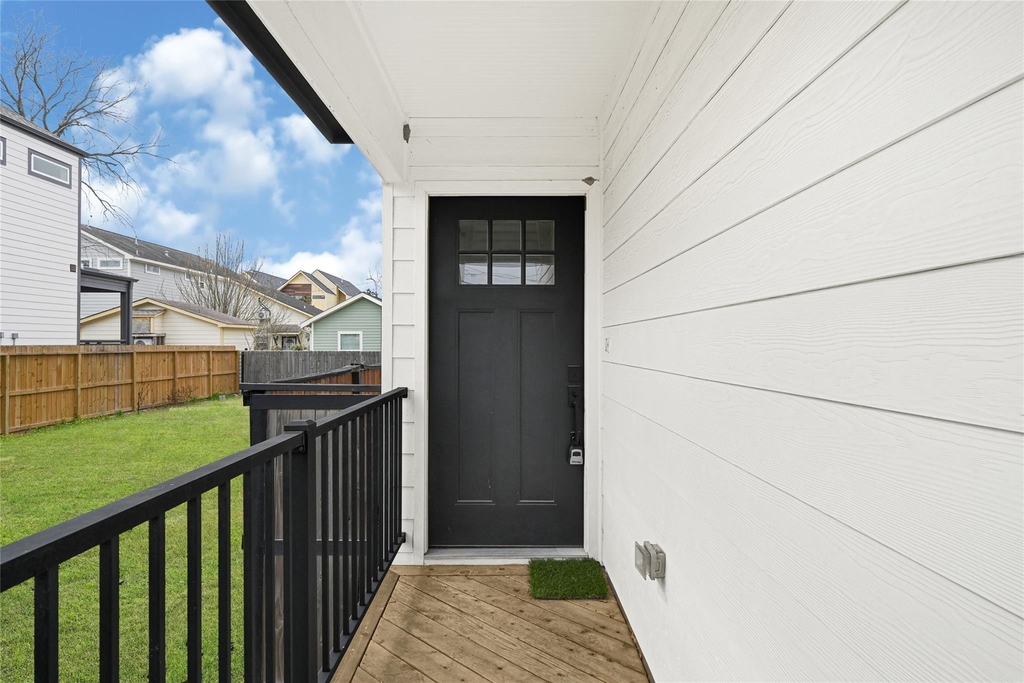 3513 Omega Street - Photo 2