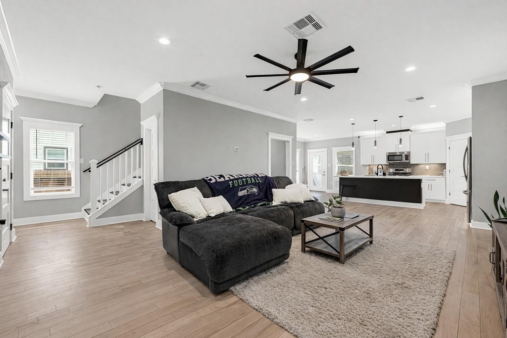 3513 Omega Street - Photo 3