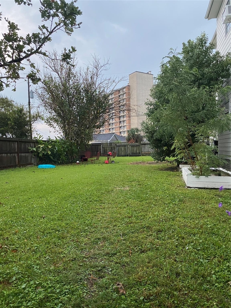 2121 Avenue K - Photo 15