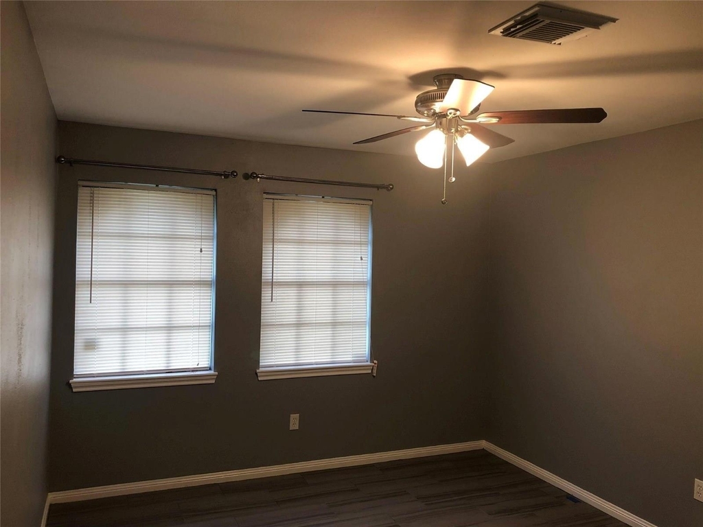 16342 Autumn Wind Drive - Photo 5
