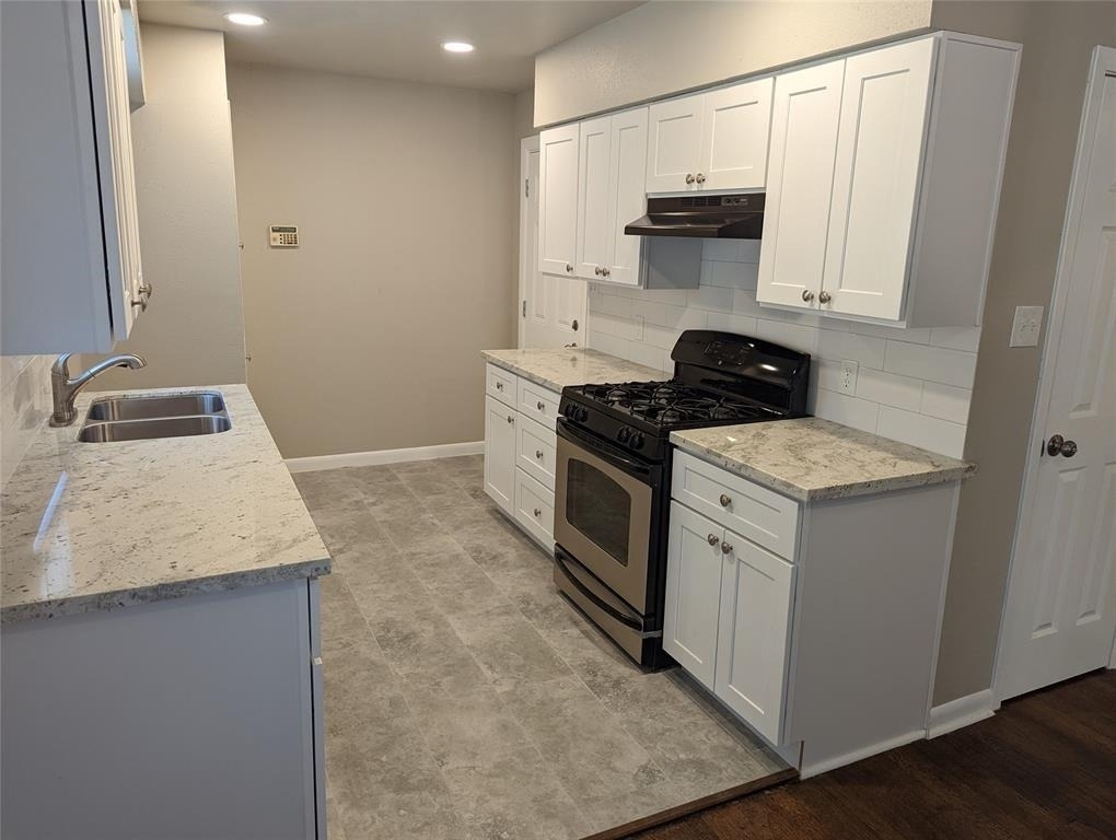5622 Elmlawn Drive - Photo 3