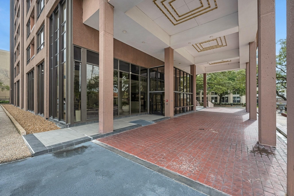 5150 Hidalgo Street - Photo 1
