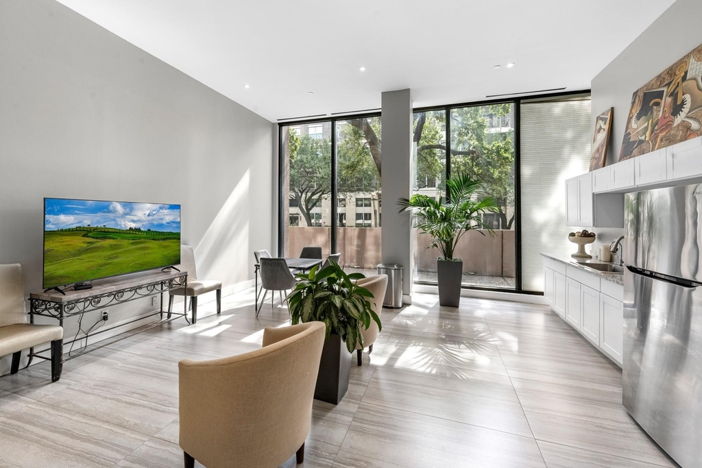 5150 Hidalgo Street - Photo 24