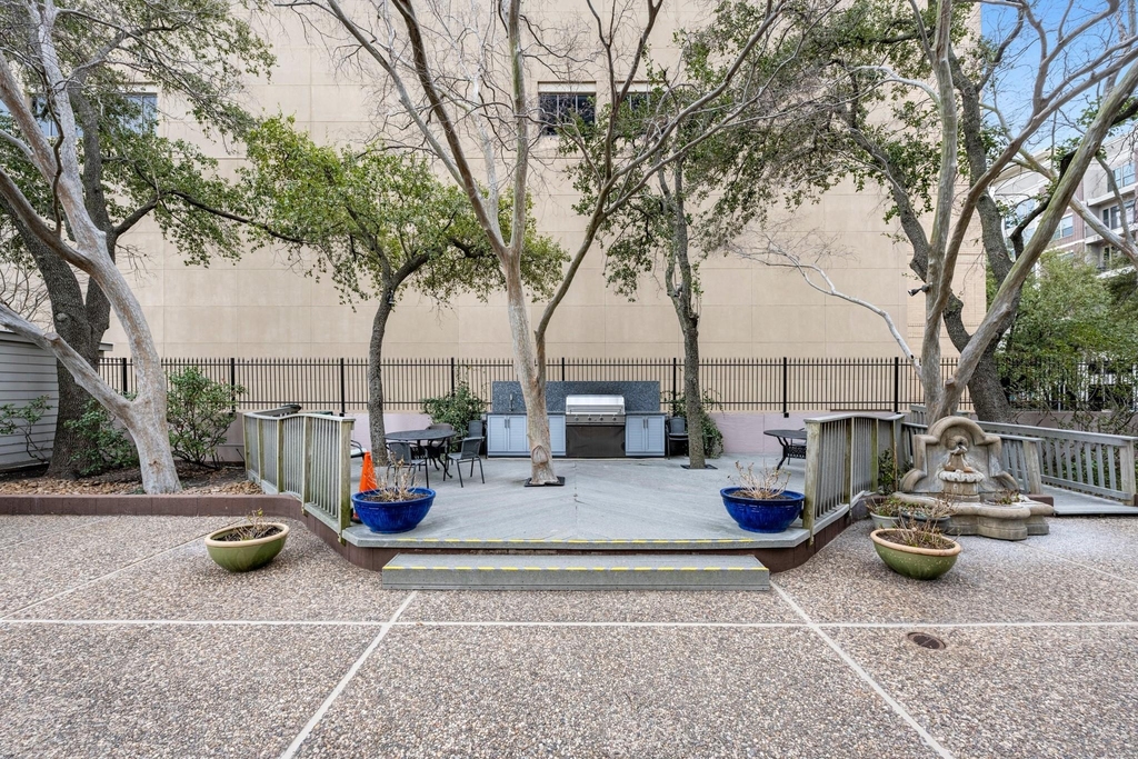 5150 Hidalgo Street - Photo 23