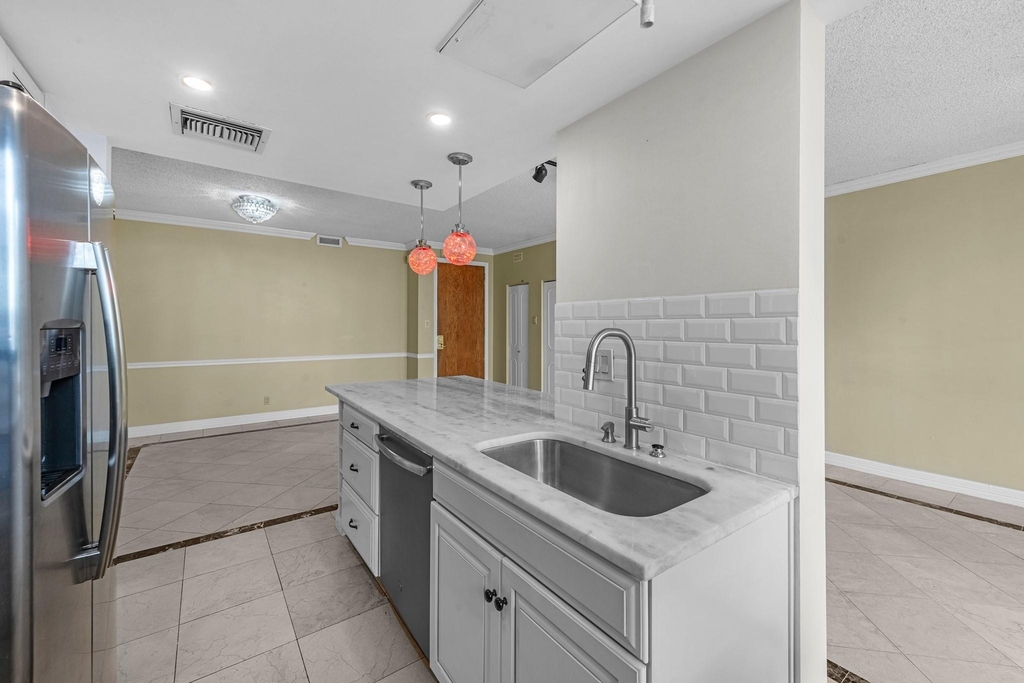 5150 Hidalgo Street - Photo 12