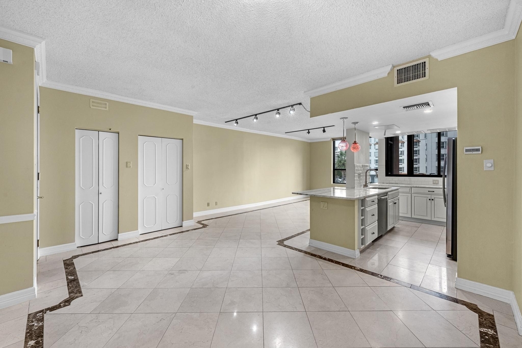 5150 Hidalgo Street - Photo 8