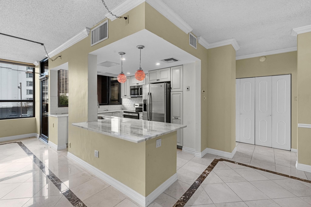 5150 Hidalgo Street - Photo 6