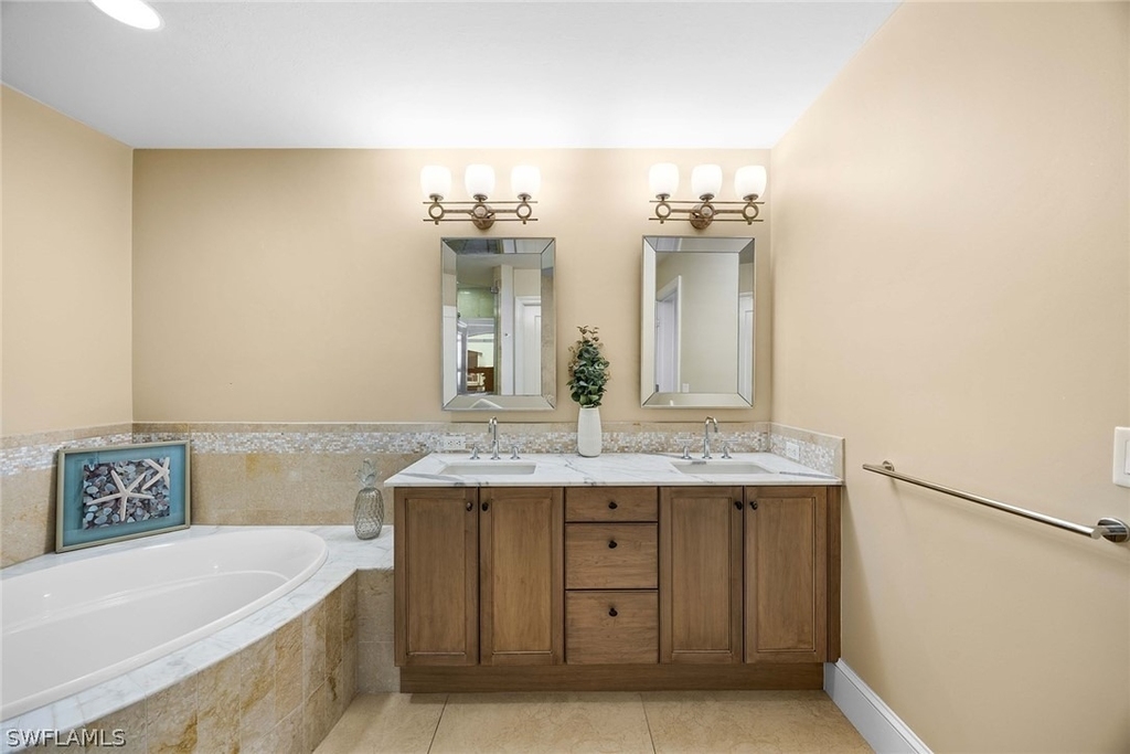 9123 Strada Place - Photo 12