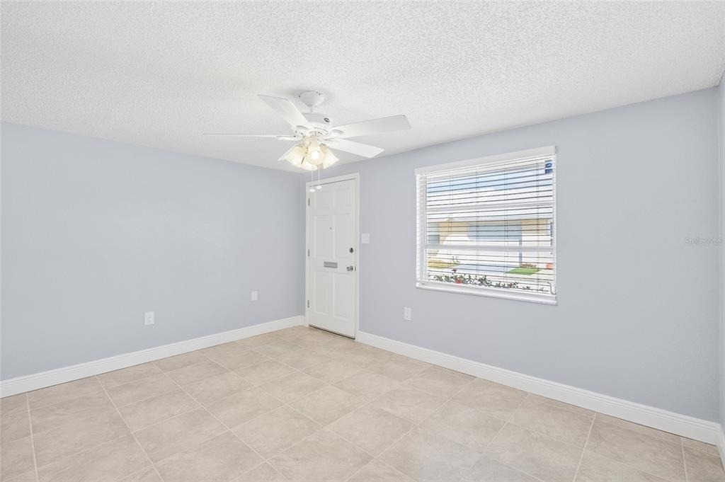 4948 Getner Street - Photo 4