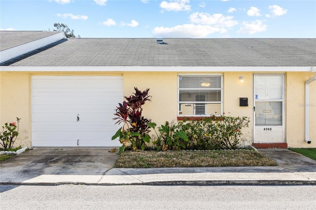 4948 Getner Street - Photo 0