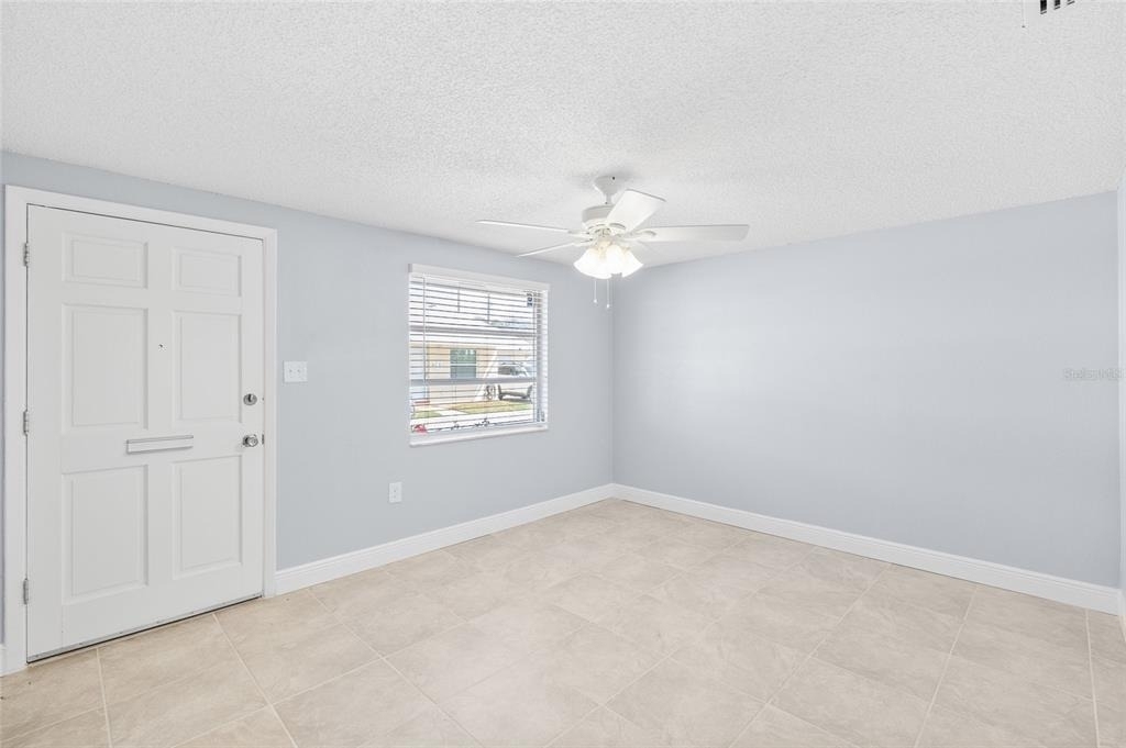 4948 Getner Street - Photo 3