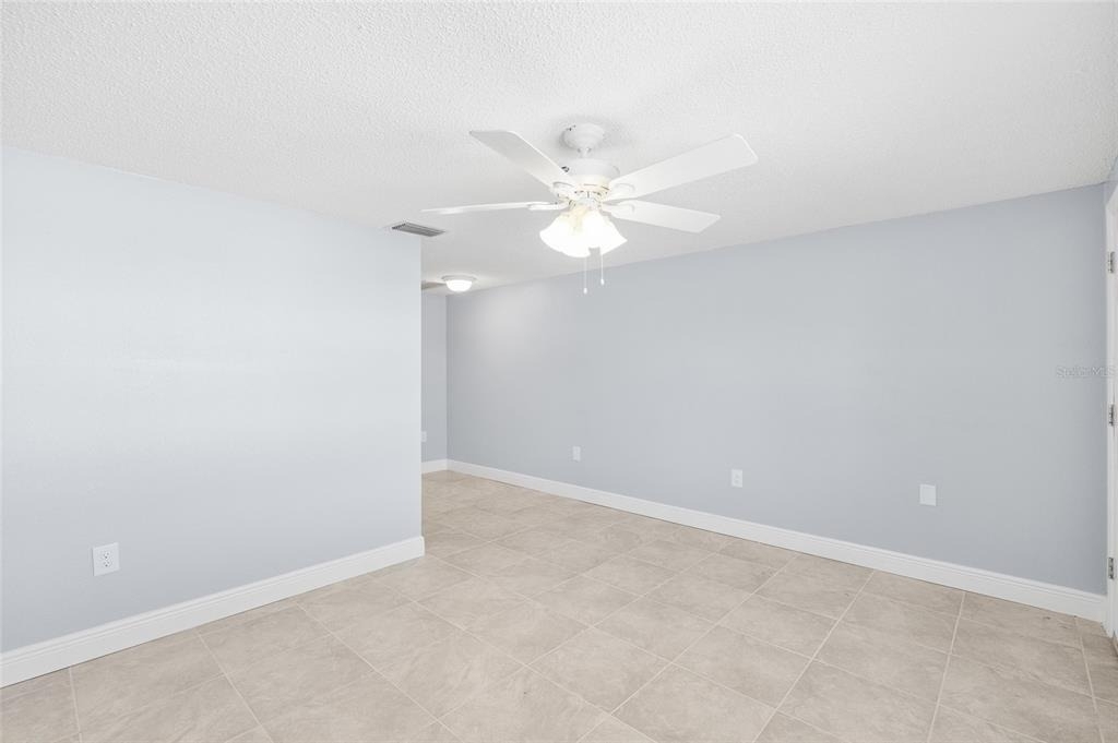 4948 Getner Street - Photo 5