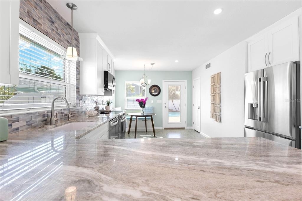 108 11th Avenue - Photo 12