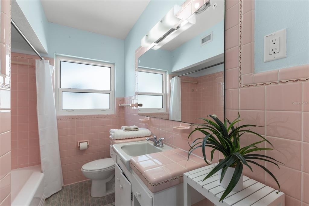 108 11th Avenue - Photo 18
