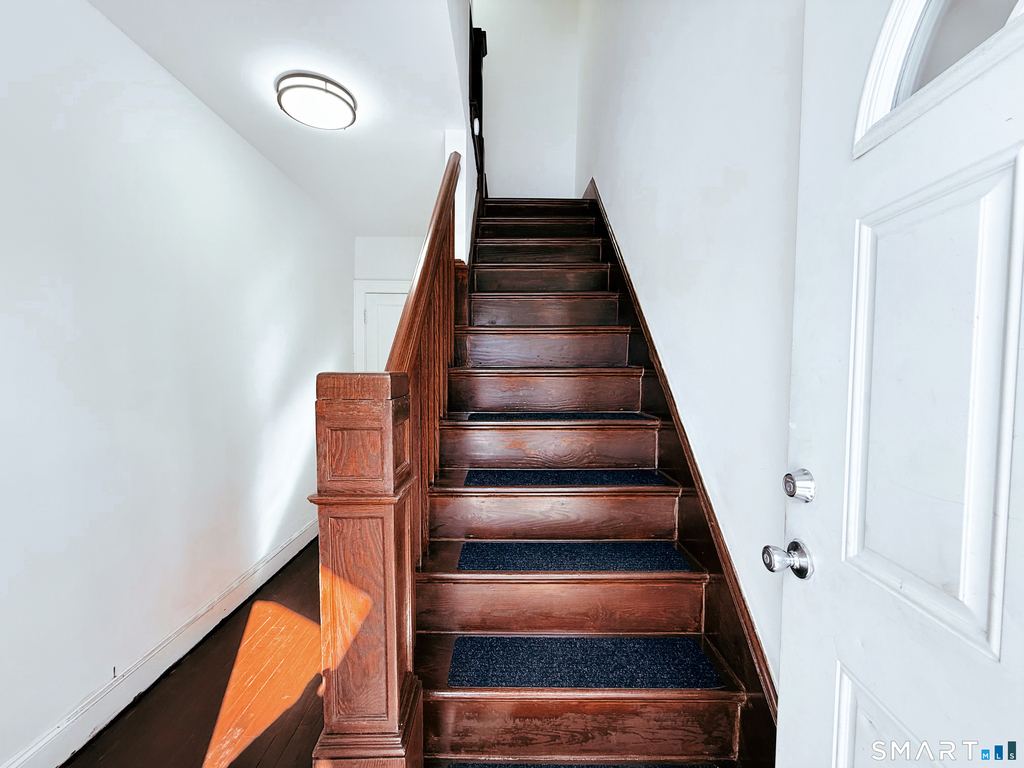 8 Garden Street - Photo 12