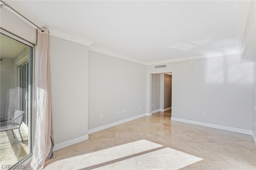 2777 Paradise Road - Photo 18