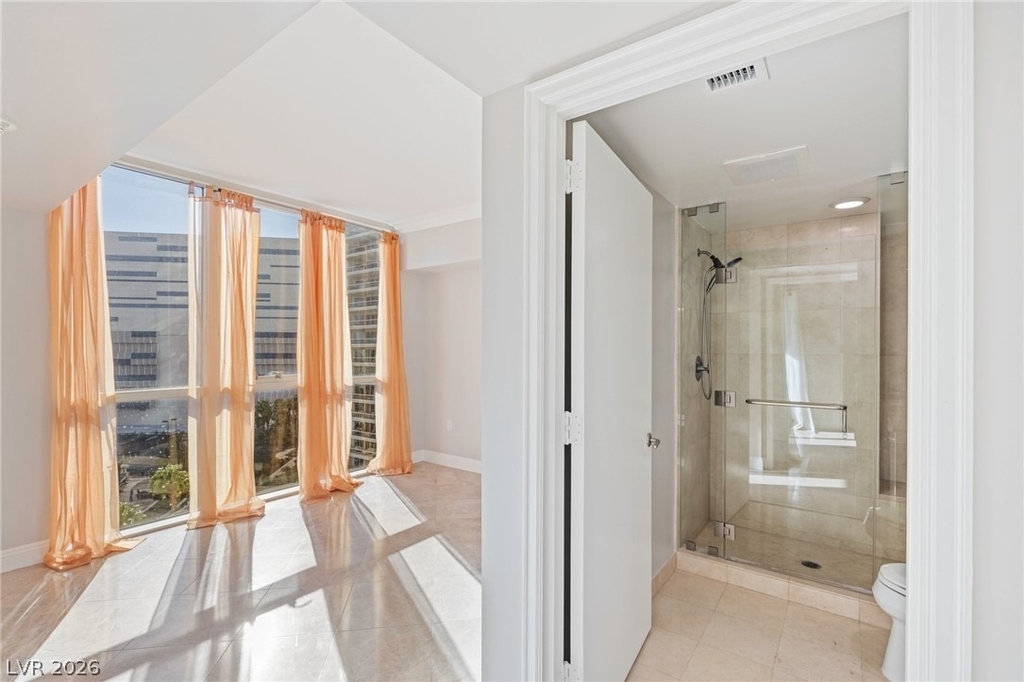 2777 Paradise Road - Photo 20
