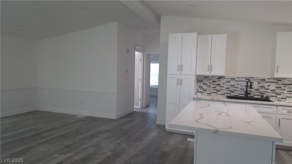 4224 Money Street - Photo 5