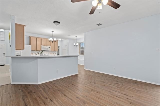 316 Leameadow Drive - Photo 8