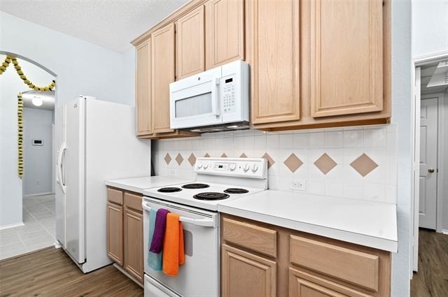316 Leameadow Drive - Photo 15