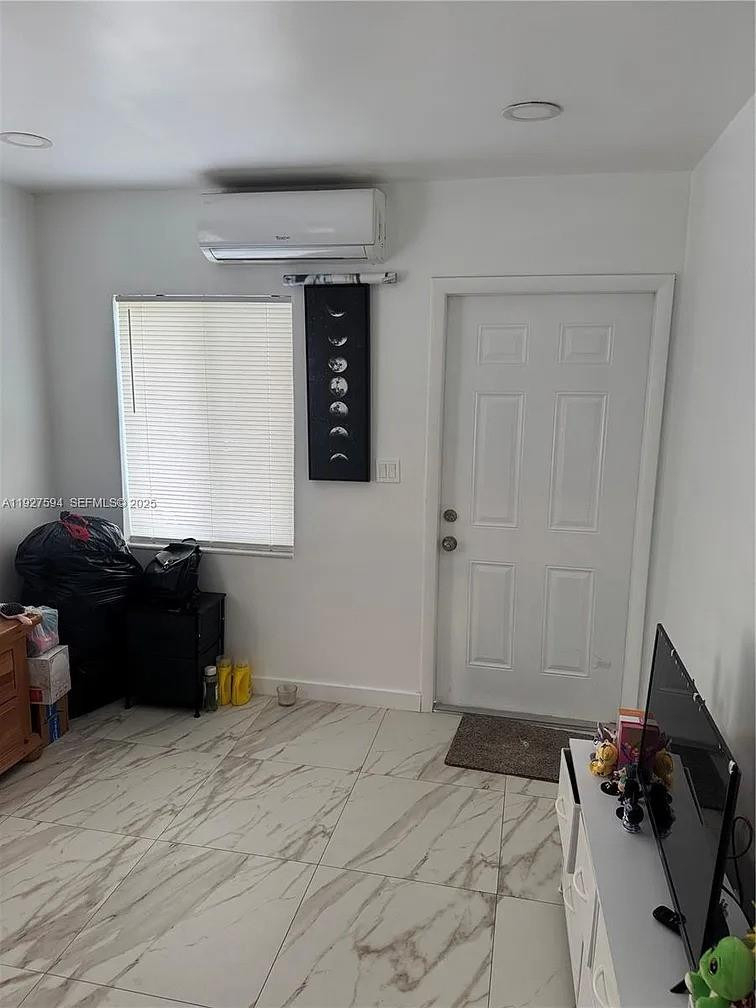 3932 Sw 12th Place - Photo 6