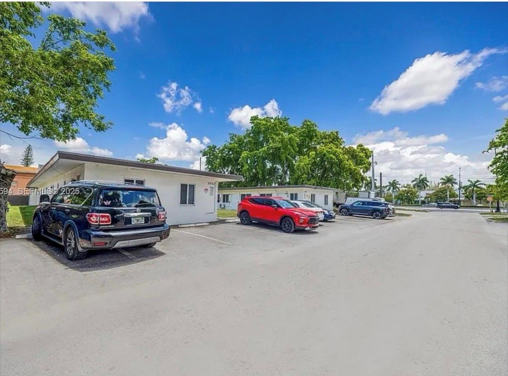 3932 Sw 12th Place - Photo 5