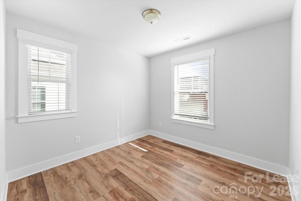 628 Amalfi Drive - Photo 16