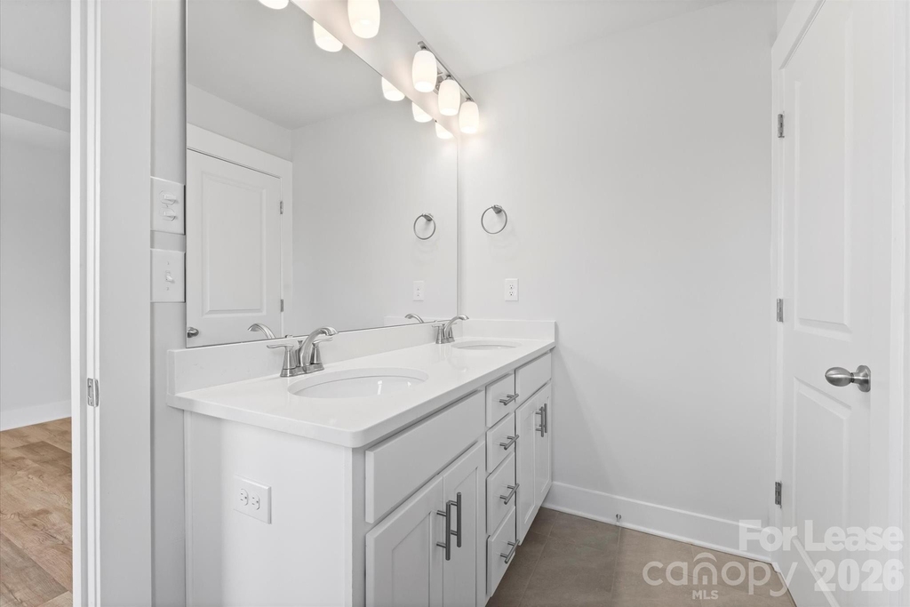 628 Amalfi Drive - Photo 12