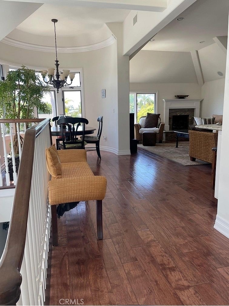 504 Avocado Avenue - Photo 5
