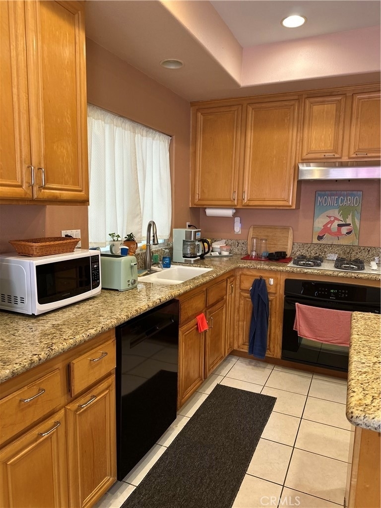 610 Main - Photo 9