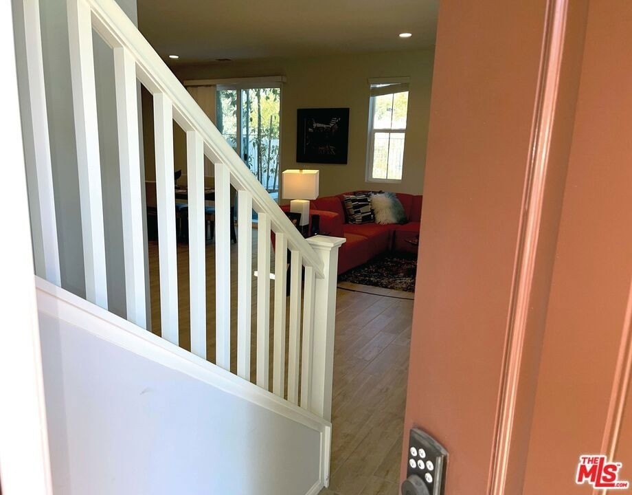 42720 Azure Street - Photo 4