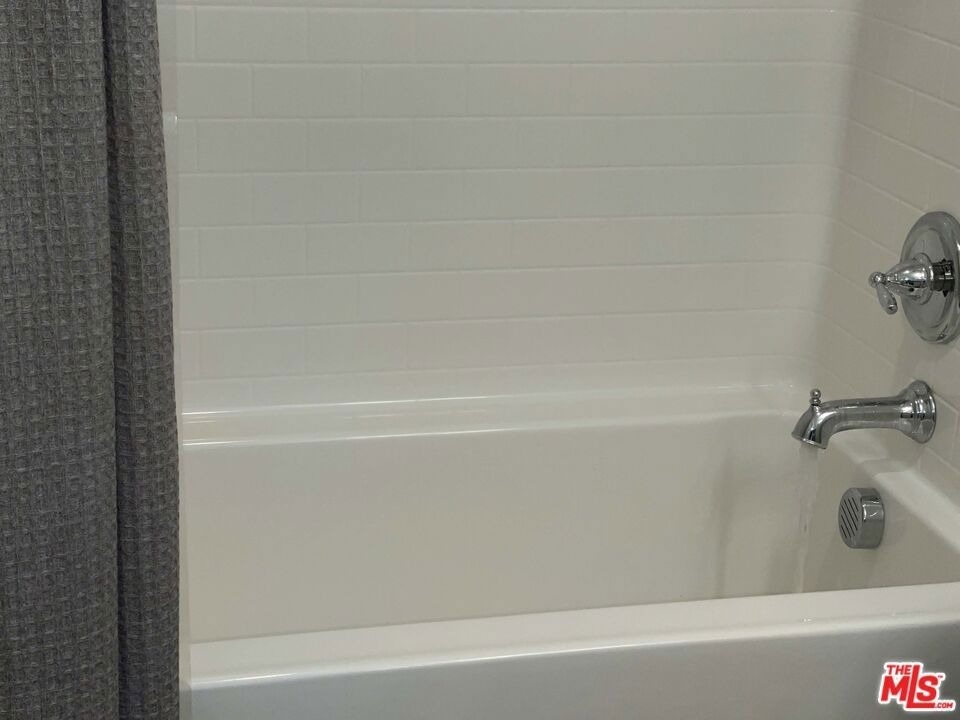 42720 Azure Street - Photo 34