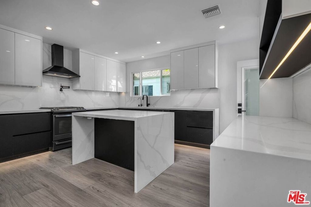 9345 W Olympic Boulevard - Photo 4