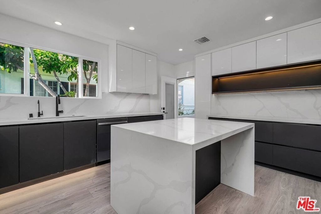9345 W Olympic Boulevard - Photo 6