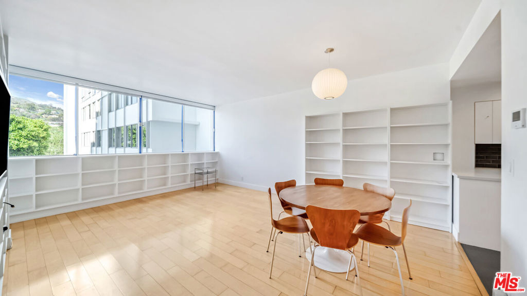17350 W Sunset Boulevard - Photo 0