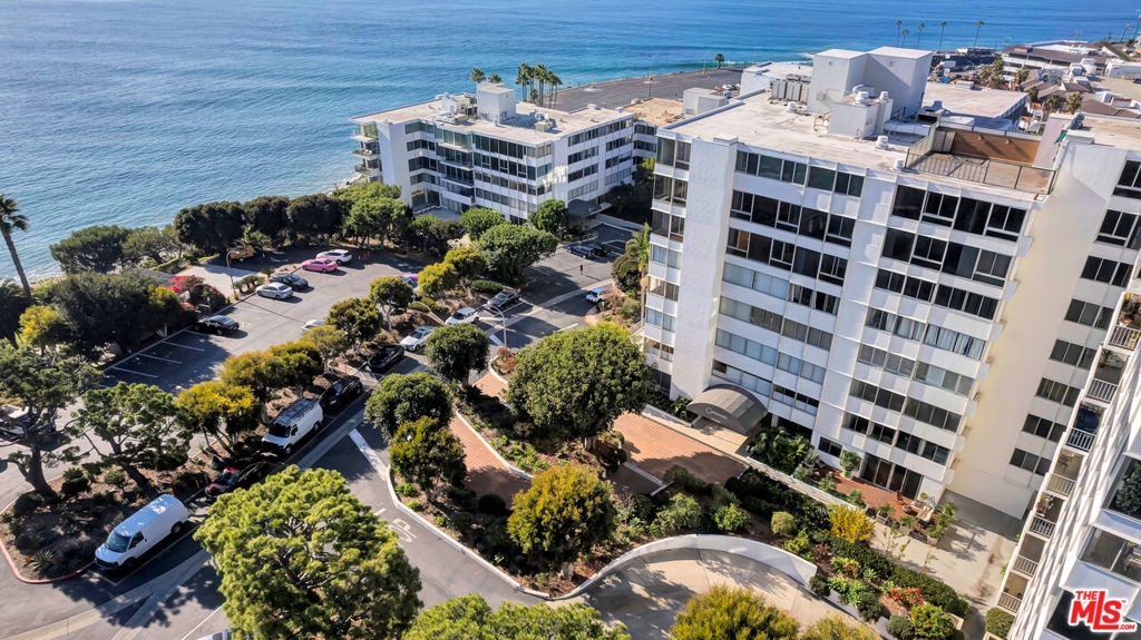 17350 W Sunset Boulevard - Photo 11