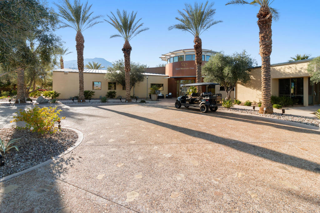 60460 Desert Rose Drive - Photo 34