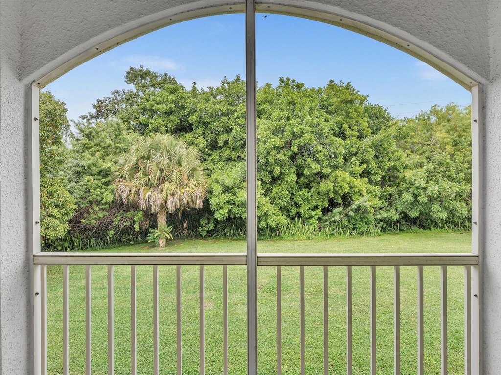 815 W Boynton Beach Boulevard - Photo 27
