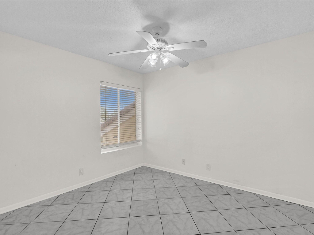 815 W Boynton Beach Boulevard - Photo 34