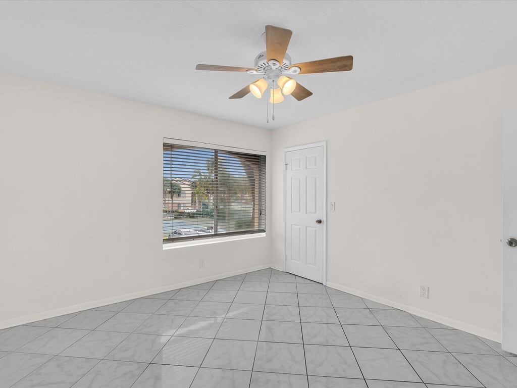 815 W Boynton Beach Boulevard - Photo 42