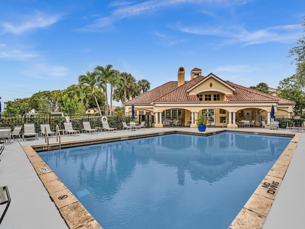 815 W Boynton Beach Boulevard - Photo 50