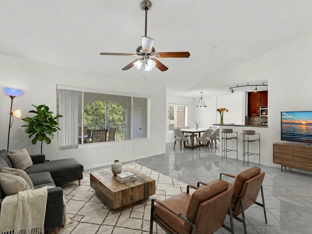 815 W Boynton Beach Boulevard - Photo 6