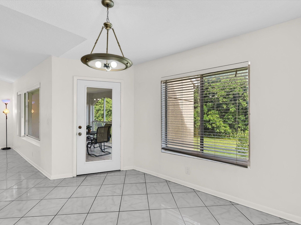 815 W Boynton Beach Boulevard - Photo 14
