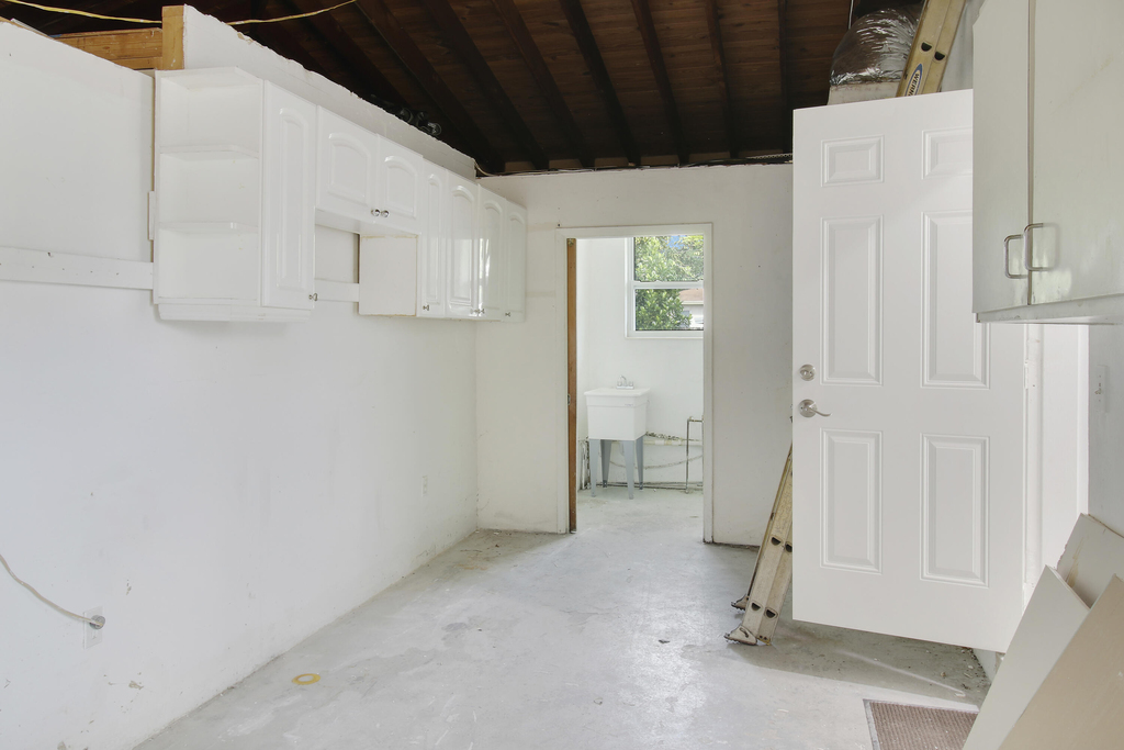 1231 Sw 32nd Street - Photo 28